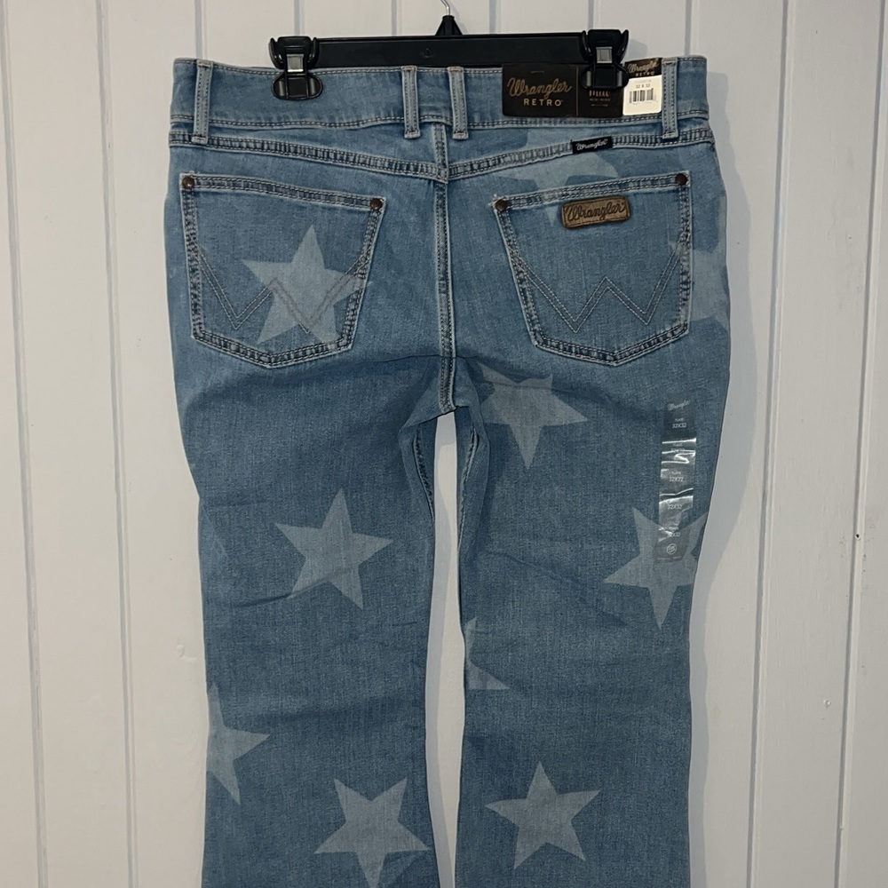Brand new Wrangler retro star flares - Picture 4 of 5